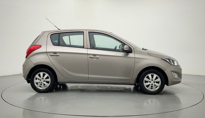 2014 Hyundai i20 SPORTZ 1.2 VTVT, Petrol, Manual, 49,373 km, Right Side