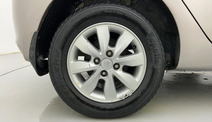 2014 Hyundai i20 SPORTZ 1.2 VTVT, Petrol, Manual, 49,373 km, Right Rear Wheel