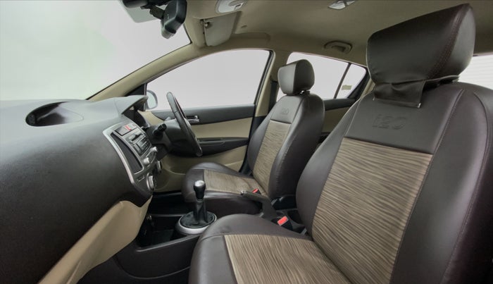 2014 Hyundai i20 SPORTZ 1.2 VTVT, Petrol, Manual, 49,373 km, Right Side Front Door Cabin