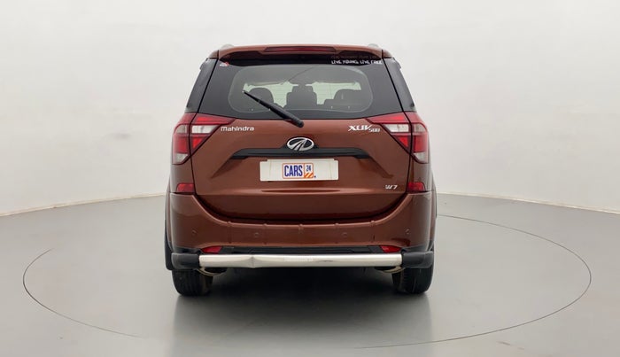 2018 Mahindra XUV500 W7 FWD, Diesel, Manual, 43,794 km, Back/Rear