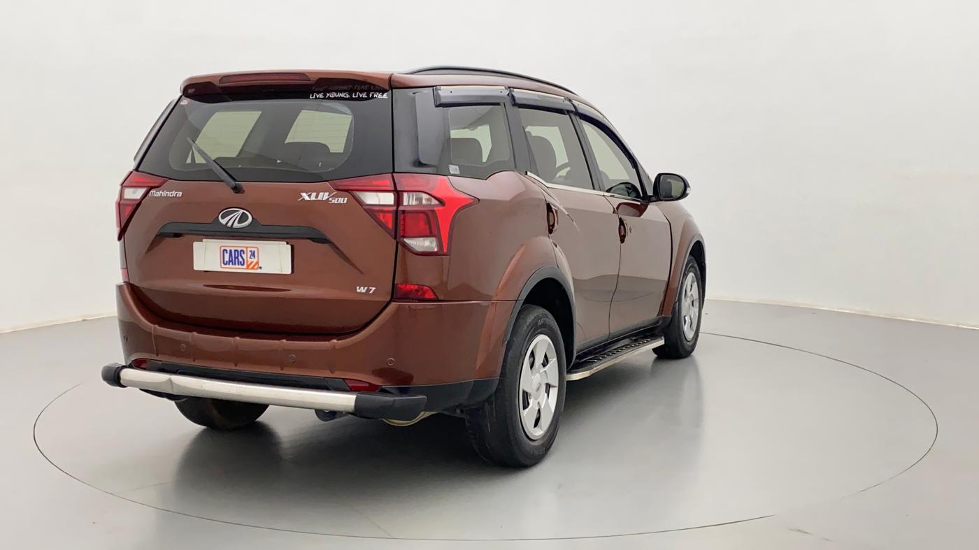 2018 Mahindra XUV500 W7 FWD, Diesel, Manual, 43,794 km, Right Back Diagonal