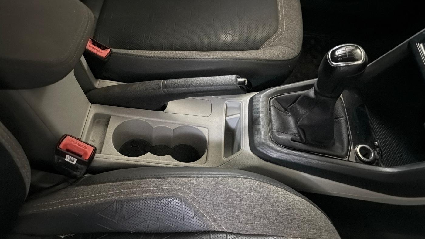 2023 Skoda KUSHAQ Active plus 1.0 TSI , Petrol, Manual, 24,526 km, Gear Lever
