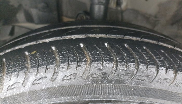 2019 Honda Amaze 1.2L I-VTEC VX CVT, Petrol, Automatic, 30,347 km, Left Front Tyre Tread