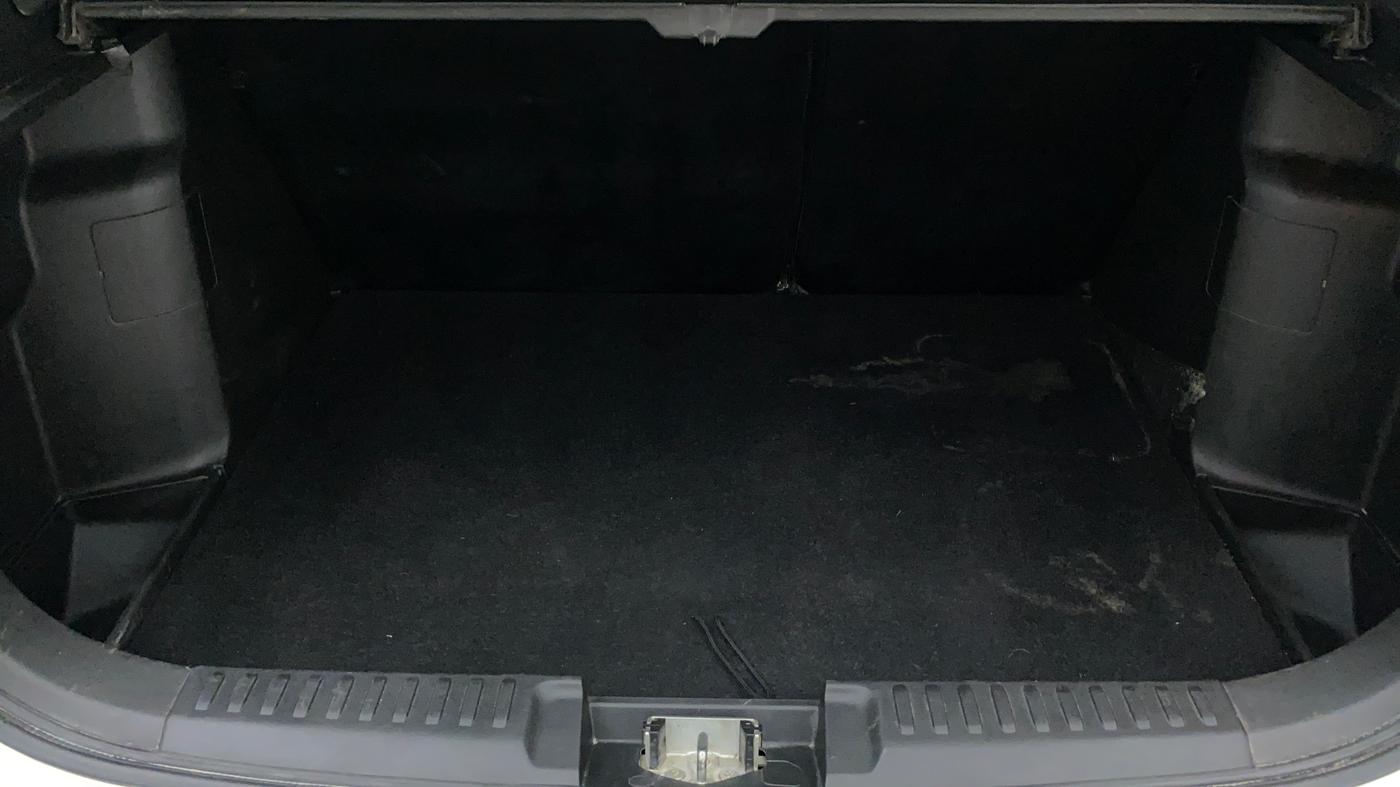 2019 Maruti Vitara Brezza ZDI, Diesel, Manual, 59,947 km, Boot Inside