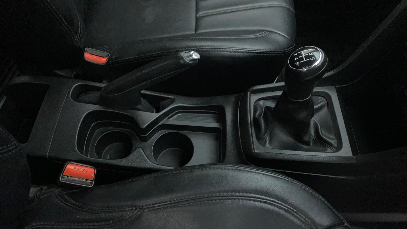 2019 Maruti Vitara Brezza ZDI, Diesel, Manual, 59,947 km, Gear Lever