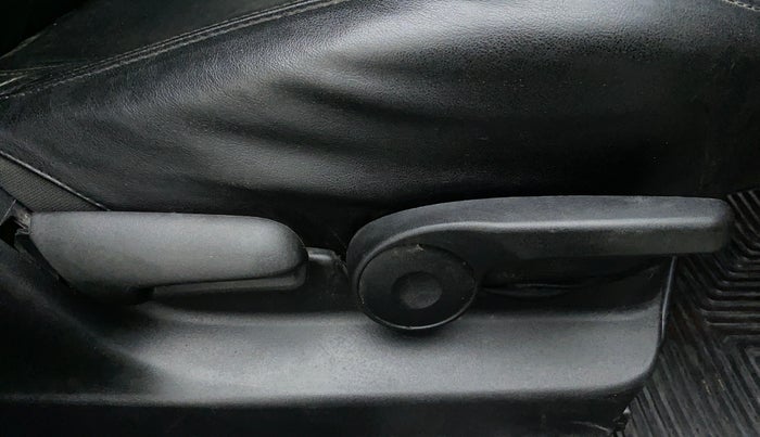 2019 Maruti Vitara Brezza ZDI, Diesel, Manual, 59,947 km, Driver Side Adjustment Panel