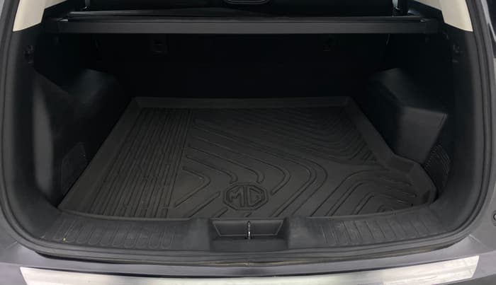 2021 MG HECTOR SMART HYBRID 1.5 PETROL, Petrol, Manual, 32,754 km, Boot Inside