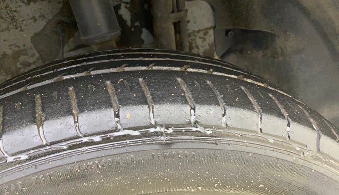 2018 Tata NEXON XM PETROL, Petrol, Manual, 34,577 km, Left Rear Tyre Tread