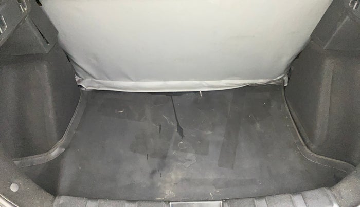 2018 Tata NEXON XM PETROL, Petrol, Manual, 34,577 km, Boot Inside