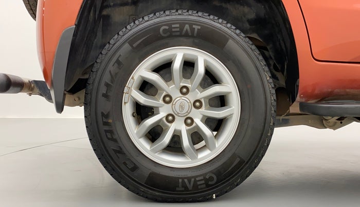 2018 Mahindra TUV300 T8, Diesel, Manual, 33,002 km, Right Rear Wheel