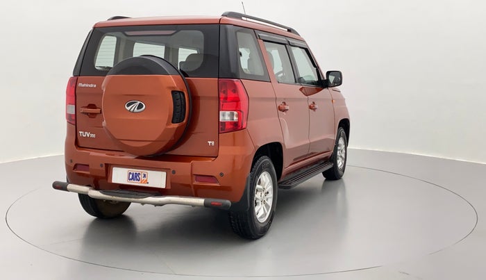 2018 Mahindra TUV300 T8, Diesel, Manual, 33,002 km, Right Back Diagonal
