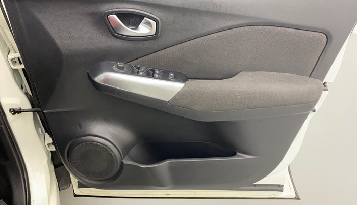 2020 Nissan Kicks XV PETROL, Petrol, Manual, 14,869 km, Driver Side Door Panels Control
