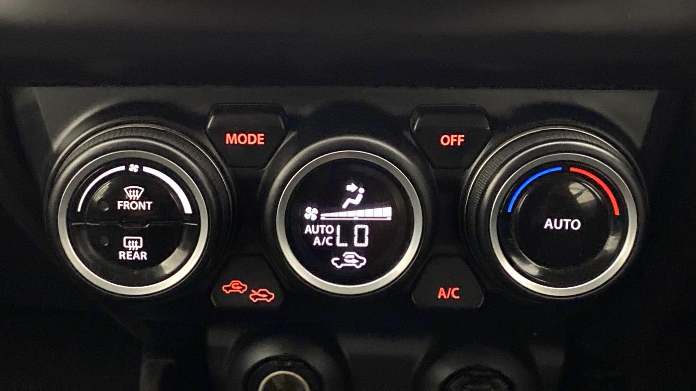 2018 Maruti Swift ZXI (AMT), Petrol, Automatic, 68,217 km, Automatic Climate Control