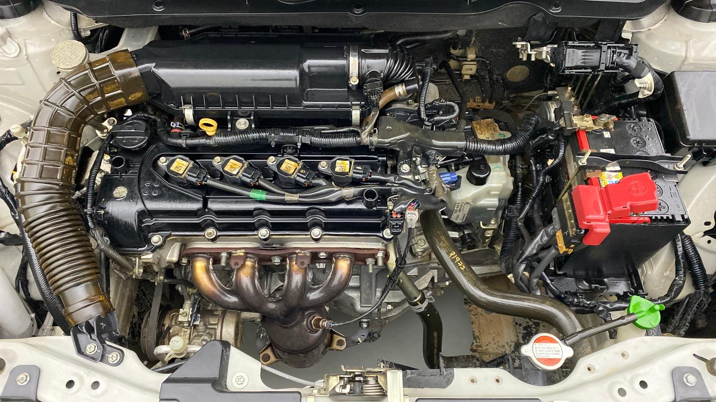 2018 Maruti Swift ZXI (AMT), Petrol, Automatic, 68,217 km, Open Bonet
