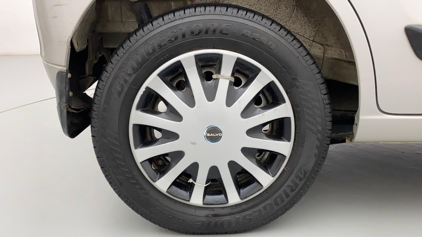 2017 Maruti Wagon R 1.0 LXI CNG, CNG, Manual, 66,198 km, Right Rear Wheel