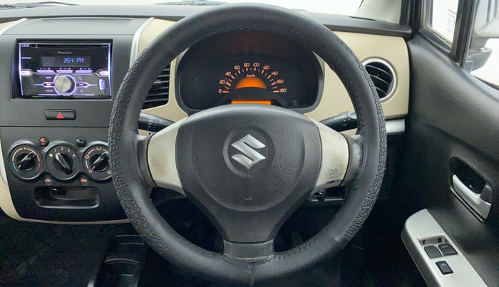 2017 Maruti Wagon R 1.0 LXI CNG, CNG, Manual, 66,198 km, Steering Wheel Close Up