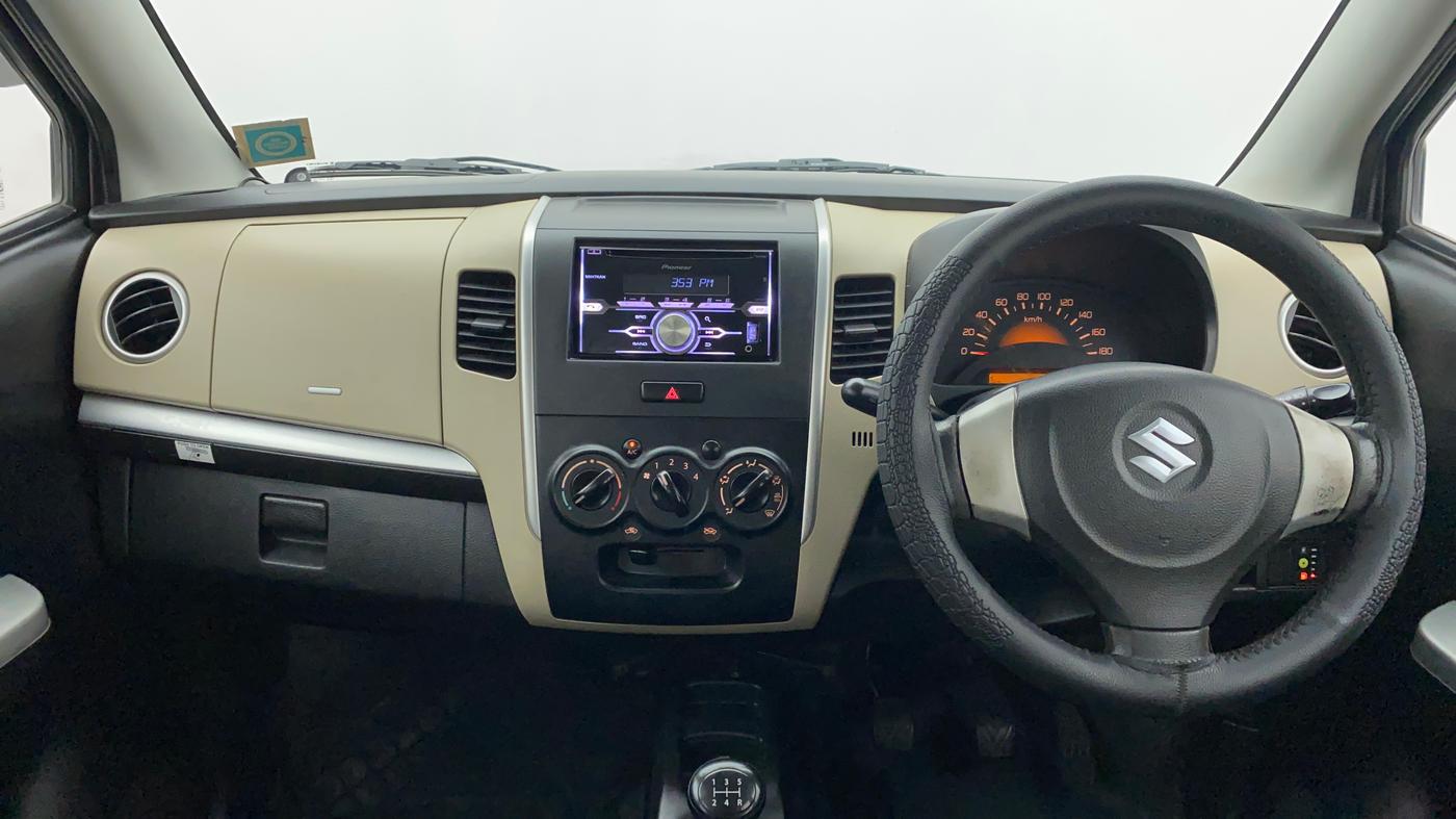 2017 Maruti Wagon R 1.0 LXI CNG, CNG, Manual, 66,198 km, Dashboard