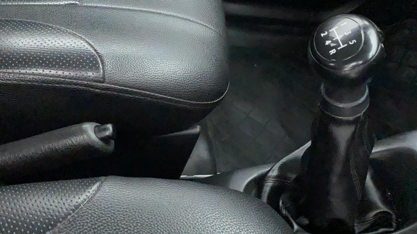 2017 Maruti Wagon R 1.0 LXI CNG, CNG, Manual, 66,198 km, Gear Lever