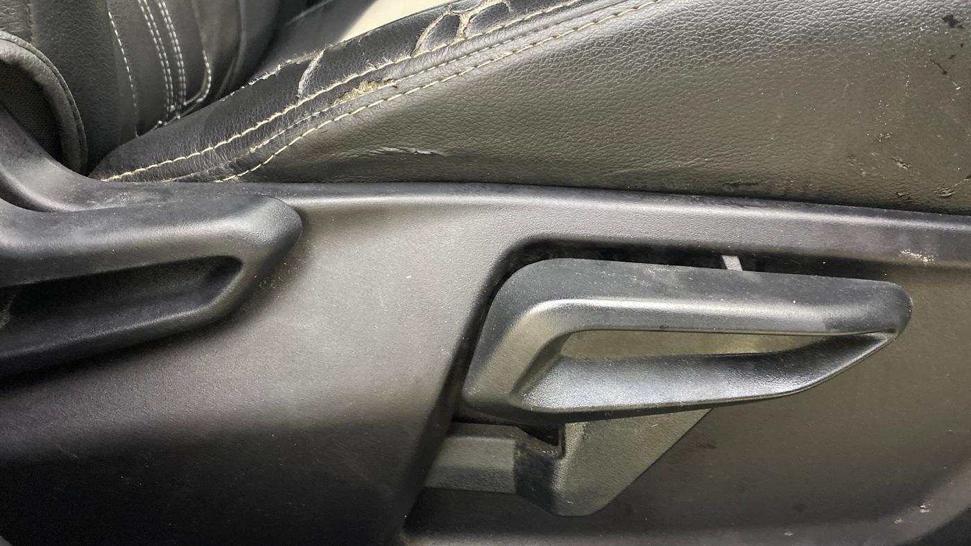 2023 Tata NEXON CREATIVE + 1.5 DIESEL, Diesel, Manual, 64,239 km, Driver Side Adjustment Panel