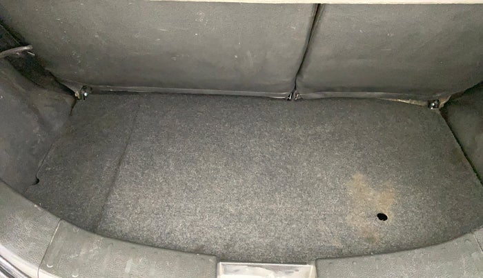 2015 Maruti Wagon R 1.0 VXI, Petrol, Manual, 52,479 km, Boot Inside