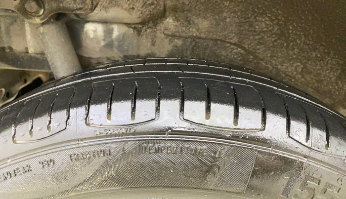 2015 Maruti Wagon R 1.0 VXI, Petrol, Manual, 52,479 km, Right Rear Tyre Tread