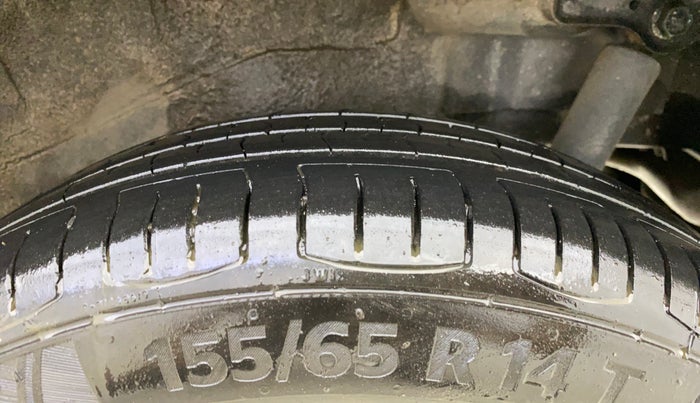 2015 Maruti Wagon R 1.0 VXI, Petrol, Manual, 52,479 km, Left Rear Tyre Tread