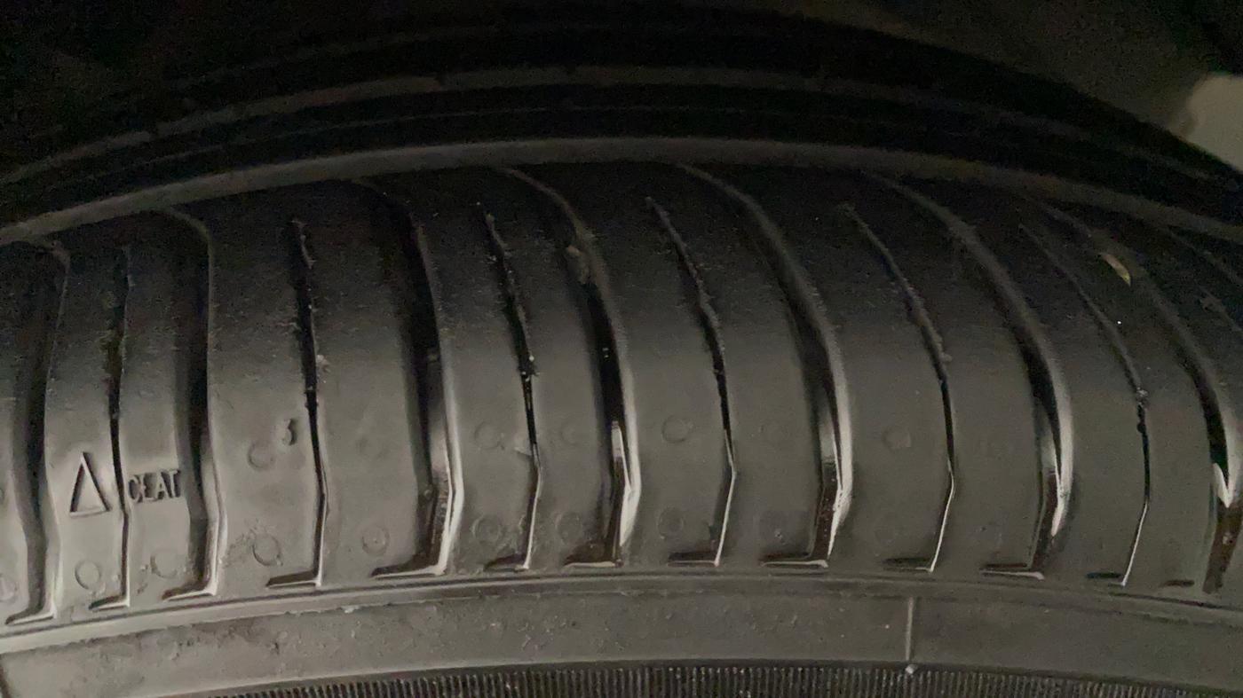 2018 Maruti Dzire ZXI PLUS AMT, Petrol, Automatic, 57,651 km, Left Rear Tyre Tread