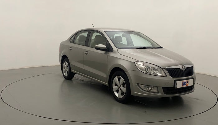 2015 Skoda Rapid 1.5 TDI CR STYLE PLUS AT, Diesel, Automatic, 35,430 km, Right Front Diagonal