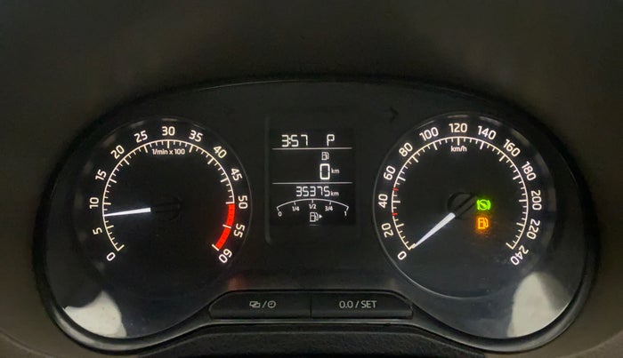 2015 Skoda Rapid 1.5 TDI CR STYLE PLUS AT, Diesel, Automatic, 35,430 km, Odometer Image