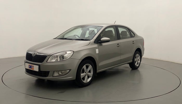 2015 Skoda Rapid 1.5 TDI CR STYLE PLUS AT, Diesel, Automatic, 35,430 km, Left Front Diagonal