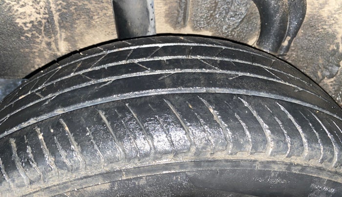 2021 Nissan MAGNITE XL TURBO CVT, Petrol, Automatic, 57,846 km, Right Rear Tyre Tread