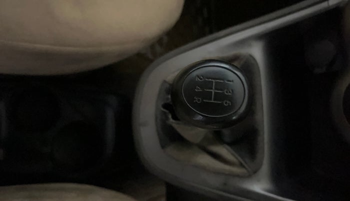 2012 Hyundai i10 ERA 1.1, Petrol, Manual, 59,331 km, Gear Lever