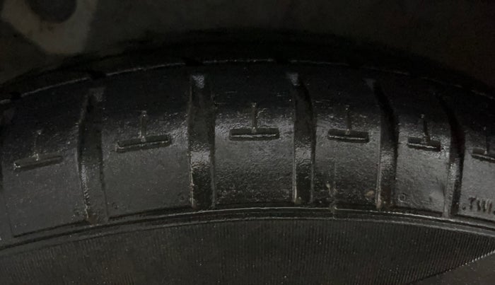 2012 Hyundai i10 ERA 1.1, Petrol, Manual, 59,331 km, Right Rear Tyre Tread