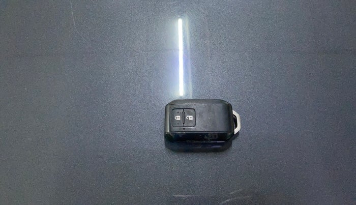 2024 Maruti Grand Vitara SIGMA SMART HYBRID, Petrol, Manual, 44,048 km, Key Close Up