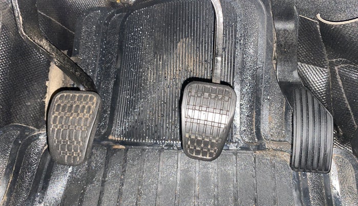 2018 Tata NEXON XM PETROL, Petrol, Manual, 77,098 km, Pedals