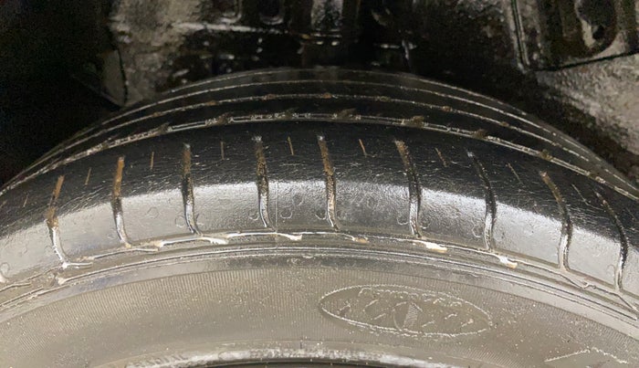 2018 Tata NEXON XM PETROL, Petrol, Manual, 77,098 km, Right Rear Tyre Tread