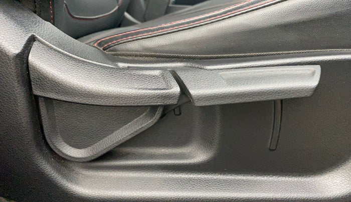 2019 KIA SELTOS GTK 1.4 PETROL, Petrol, Manual, 46,388 km, Driver Side Adjustment Panel