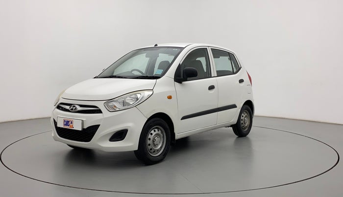 2015 Hyundai i10 MAGNA 1.1, Petrol, Manual, 49,740 km, Left Front Diagonal