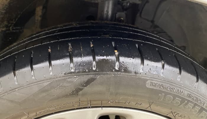 2017 Maruti Baleno ZETA PETROL 1.2, Petrol, Manual, 71,270 km, Right Front Tyre Tread