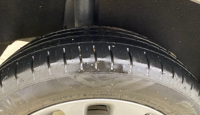 2017 Maruti Baleno ZETA PETROL 1.2, Petrol, Manual, 71,270 km, Left Rear Tyre Tread