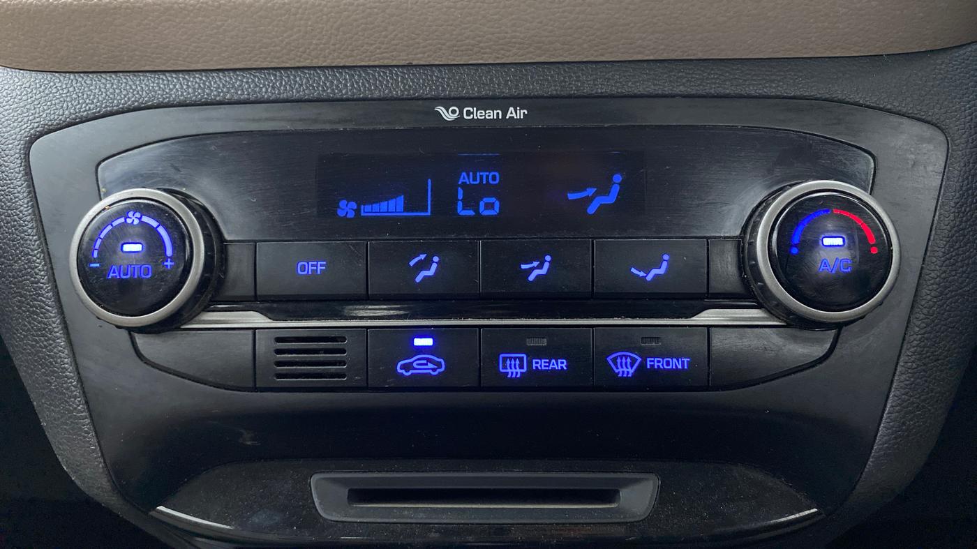 2016 Hyundai Elite i20 ASTA 1.2 (O), Petrol, Manual, 37,470 km, Automatic Climate Control