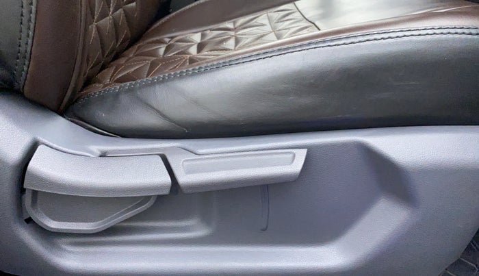 2021 Hyundai AURA S CNG, CNG, Manual, 4,663 km, Driver Side Adjustment Panel