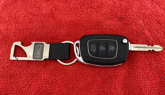 2021 Hyundai AURA S CNG, CNG, Manual, 4,663 km, Key Close Up