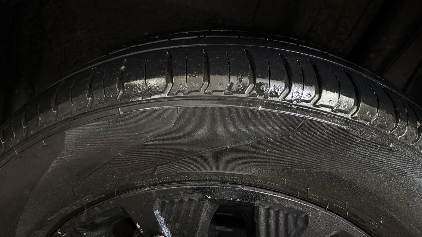 2022 Maruti Vitara Brezza ZXI, Petrol, Manual, 65,753 km, Left Rear Tyre Tread