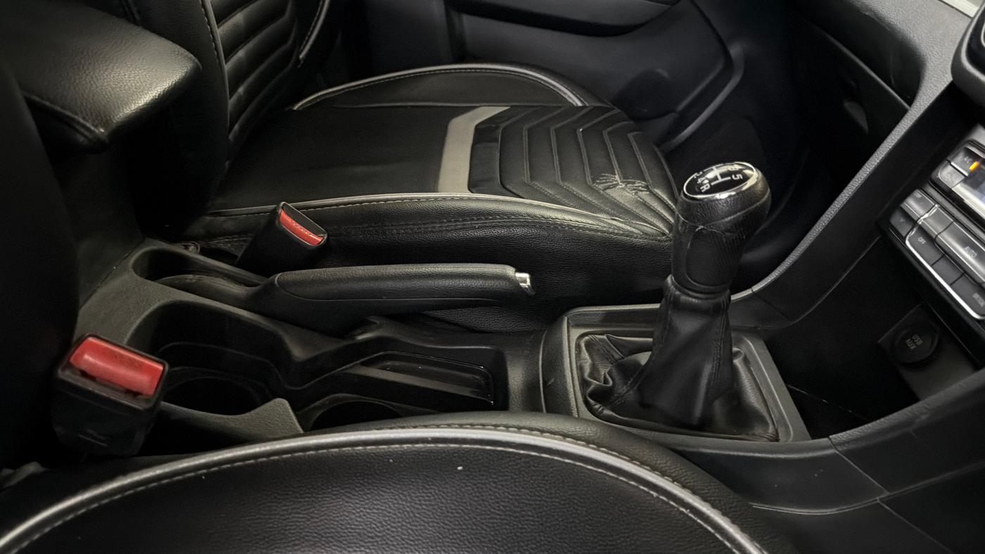 2022 Maruti Vitara Brezza ZXI, Petrol, Manual, 65,753 km, Gear Lever