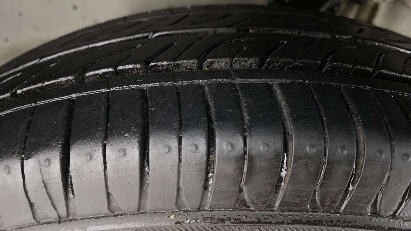 2018 Maruti Alto 800 LXI, Petrol, Manual, 55,593 km, Left Front Tyre Tread