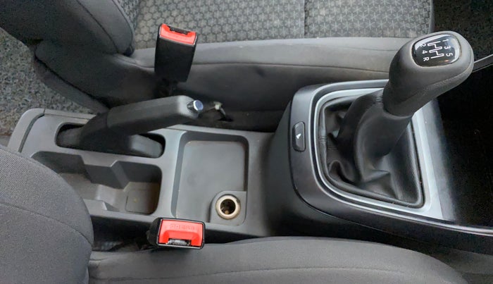 2021 Tata ALTROZ XE PETROL, Petrol, Manual, 19,920 km, Gear Lever