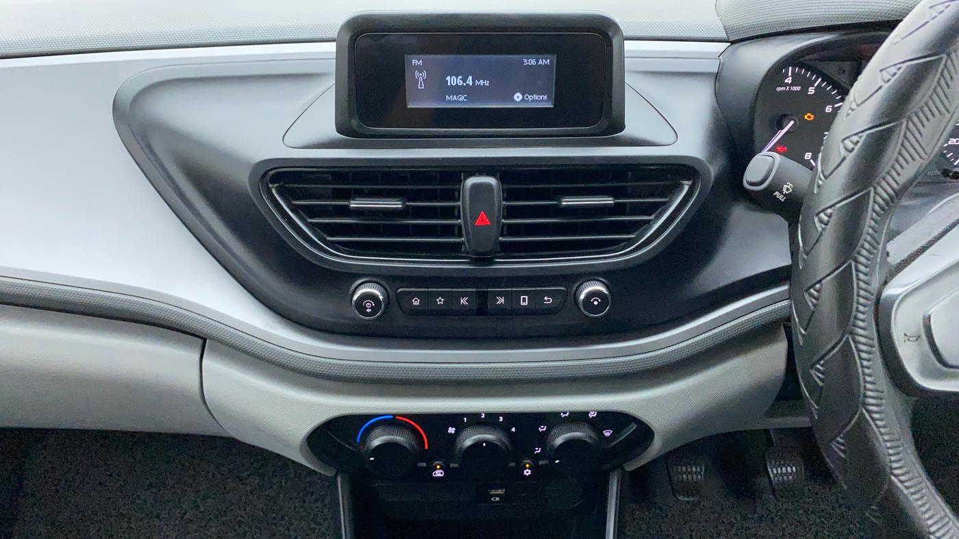 2021 Tata ALTROZ XE PETROL, Petrol, Manual, 19,920 km, Air Conditioner