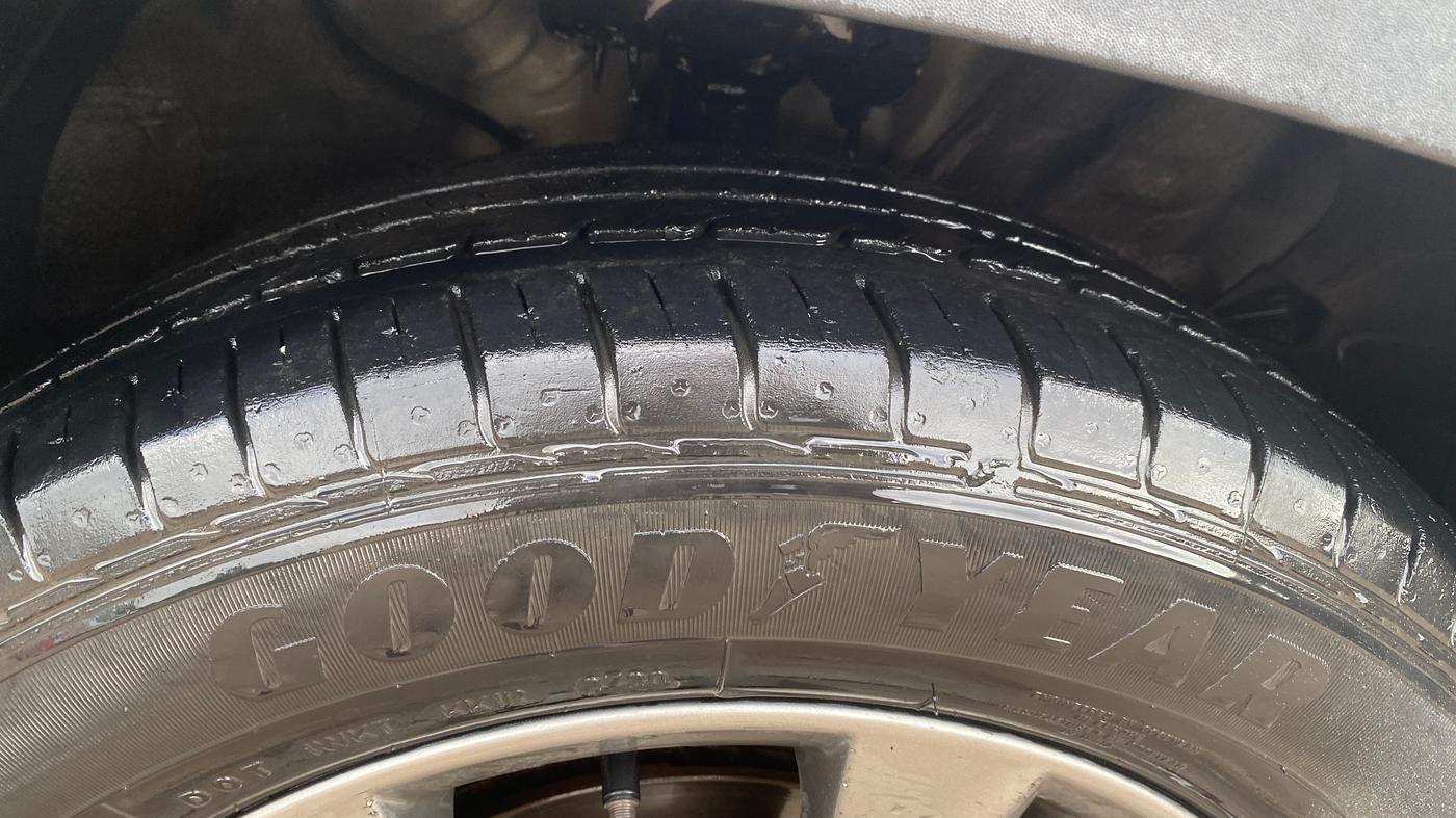 2020 KIA SELTOS HTX 1.5 PETROL, Petrol, Manual, 32,091 km, Right Front Tyre Tread