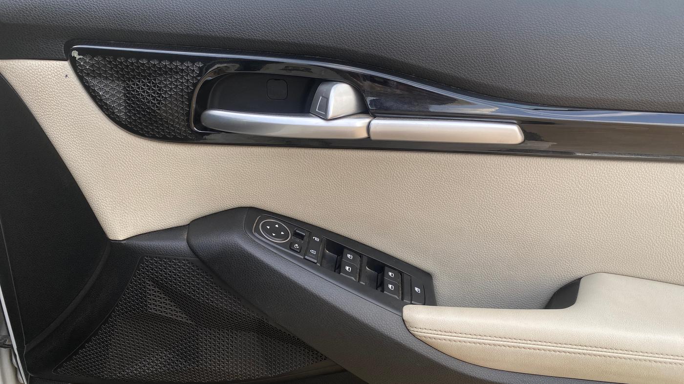 2020 KIA SELTOS HTX 1.5 PETROL, Petrol, Manual, 32,091 km, Driver Side Door Panels Control